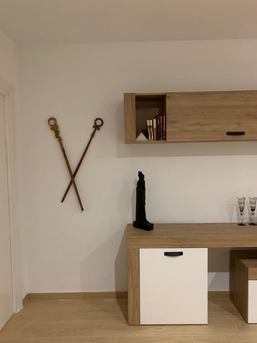 HOSTER EGYPT VERONA centro de Tomelloso - Housity