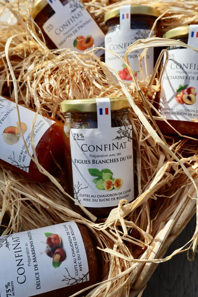 Nourriture dans l'hôtel ou à proximité