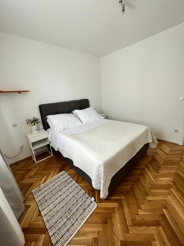 Apartments Anamarie - Hizvo