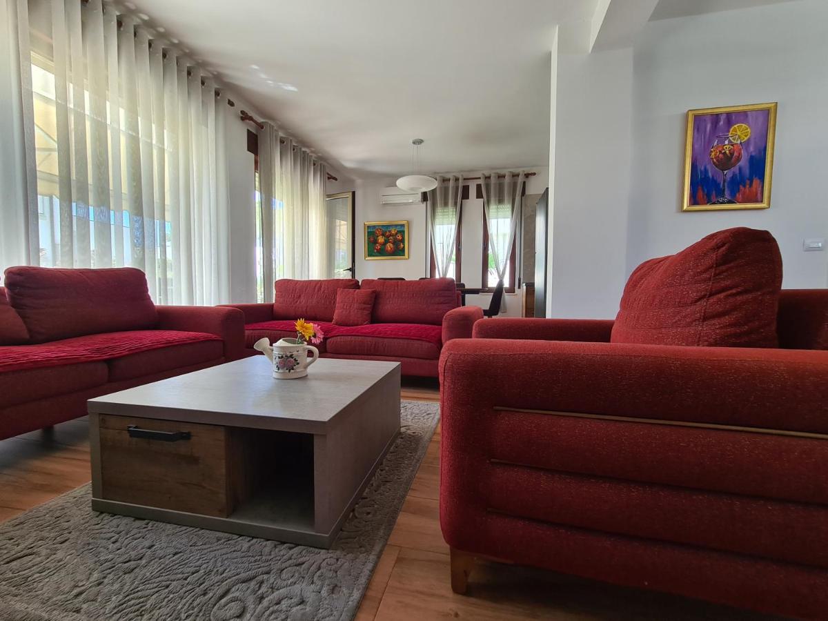 Vacation House - Housity