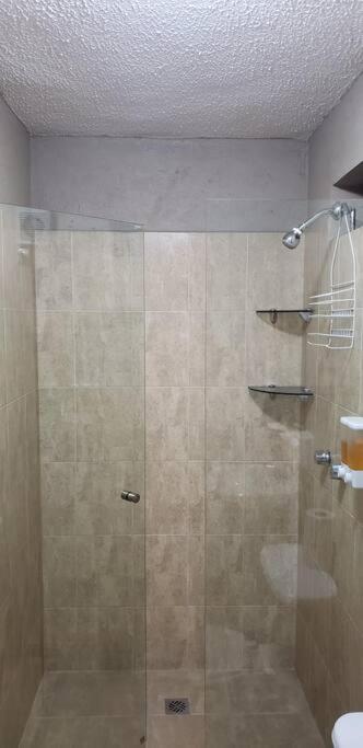 Departamento ( j ) Comodo centrico Tv Ac wifi cocina parking - Hizvo