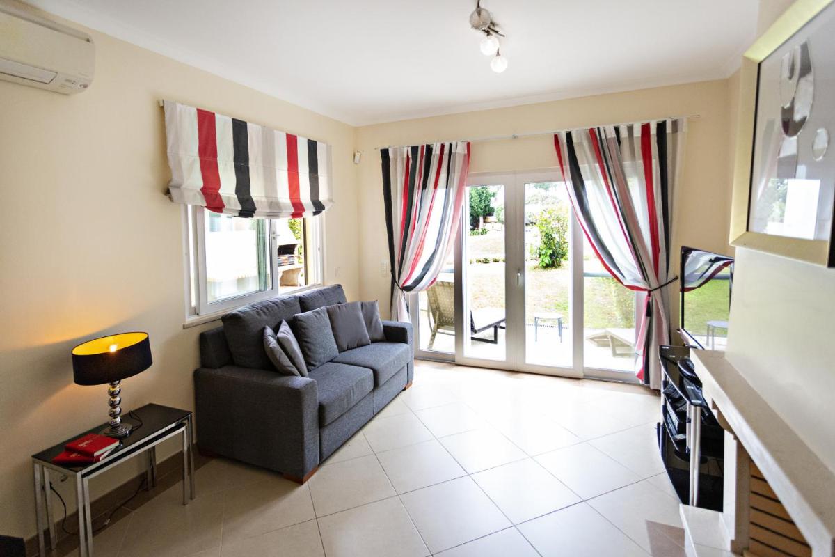 Casa Bonnet - O Pomar - Housity