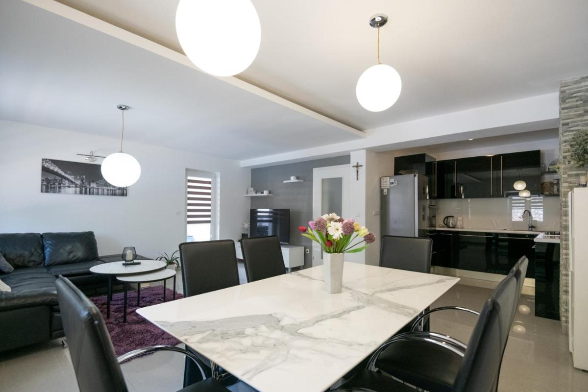 Villa Talia in Imotski, private pool - Housity