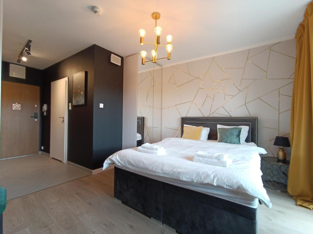 Warsaw To Be - Golden Apartment - Housity