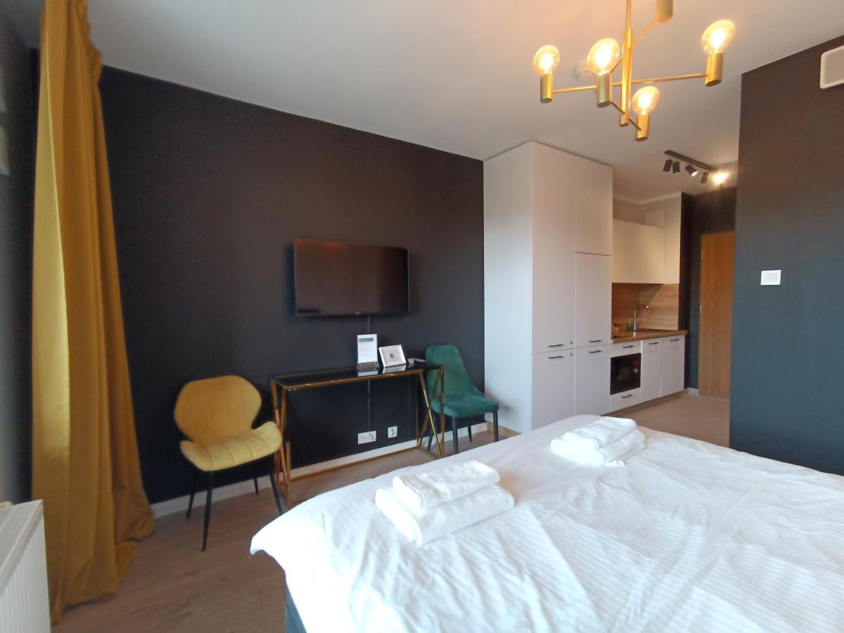 Warsaw To Be - Golden Apartment - Housity