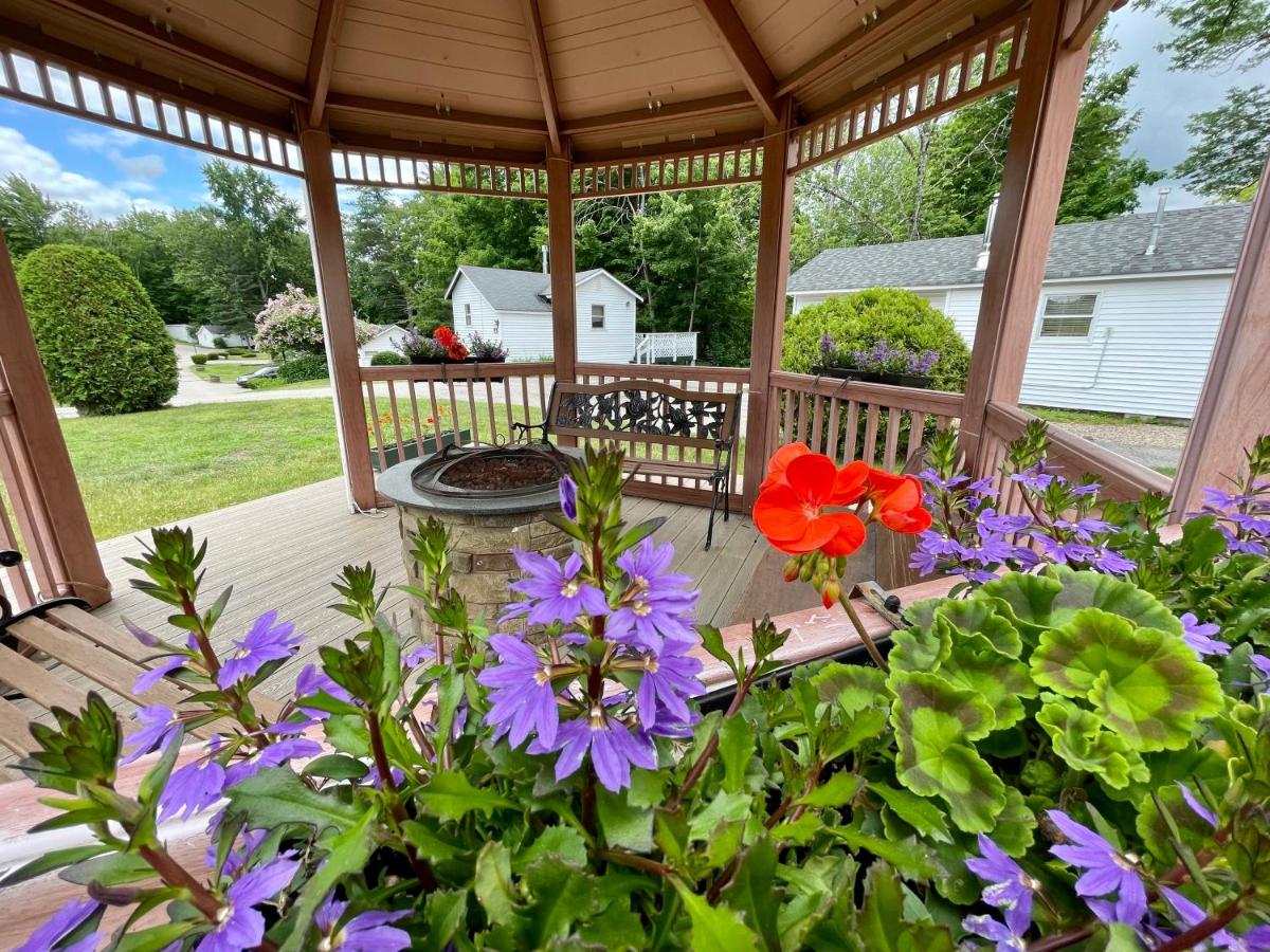 Merrill Farm Inn - Housity