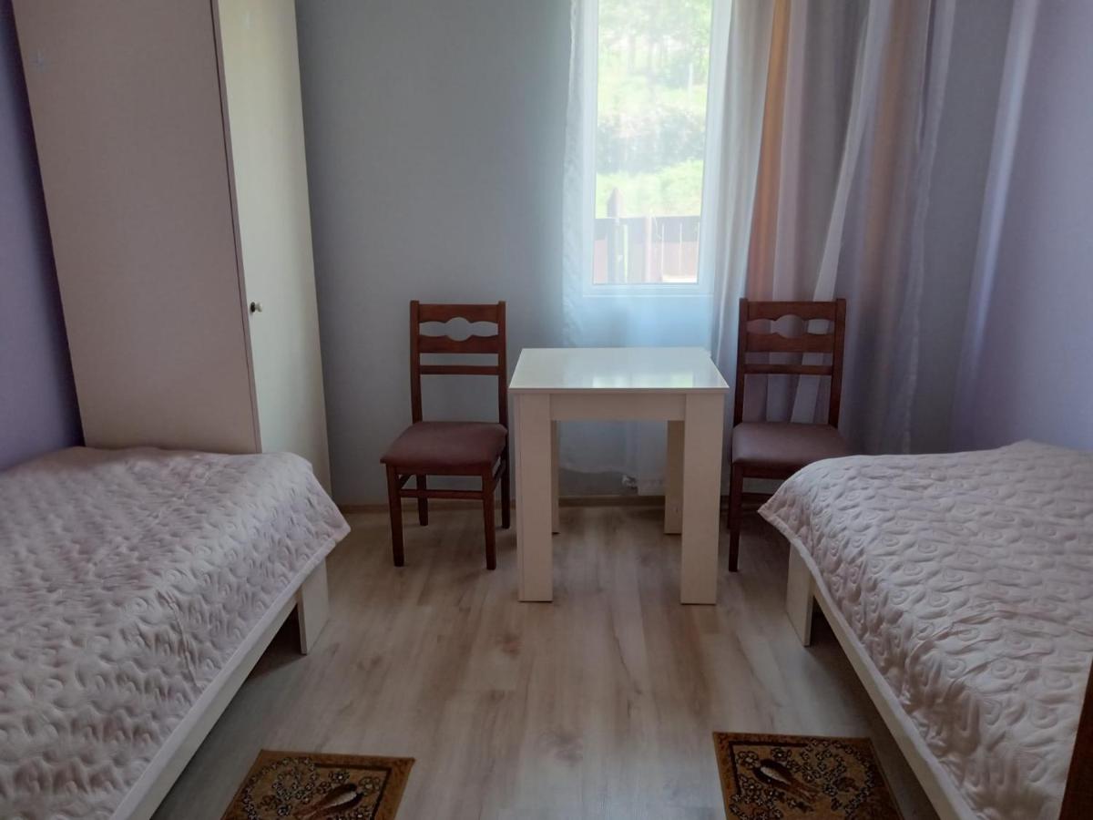 Nunu's Guesthouse - Housity