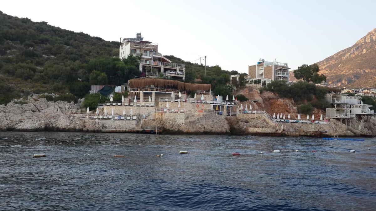 Caretta Hotel - Housity