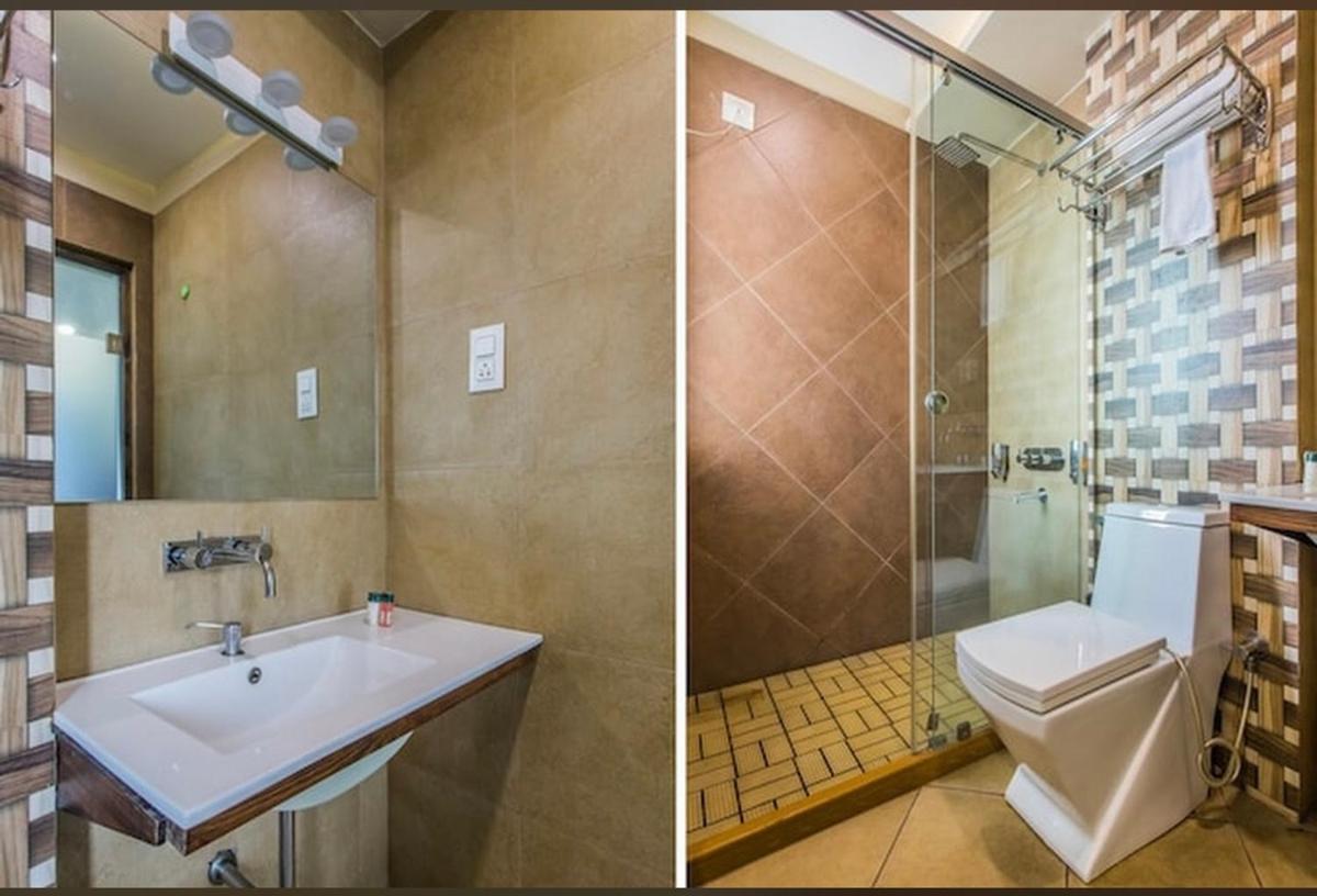 HOTEL RAJ SHIKHAR - Housity
