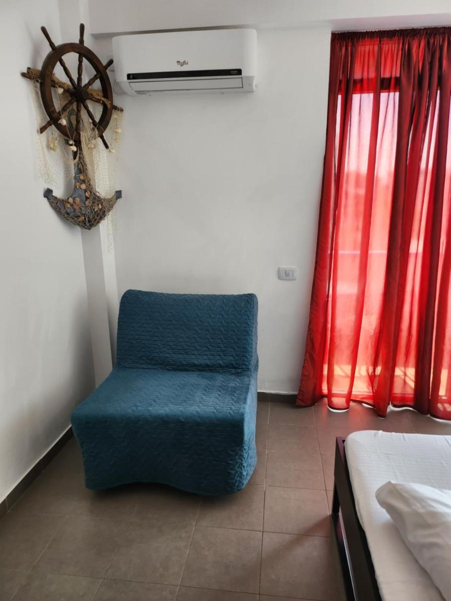 EFORIE STUDIOS - Housity