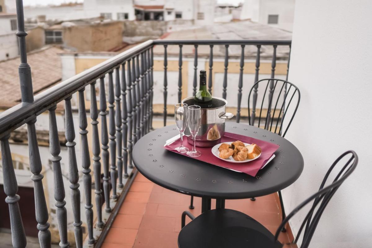 Hotel Doña Blanca - Housity