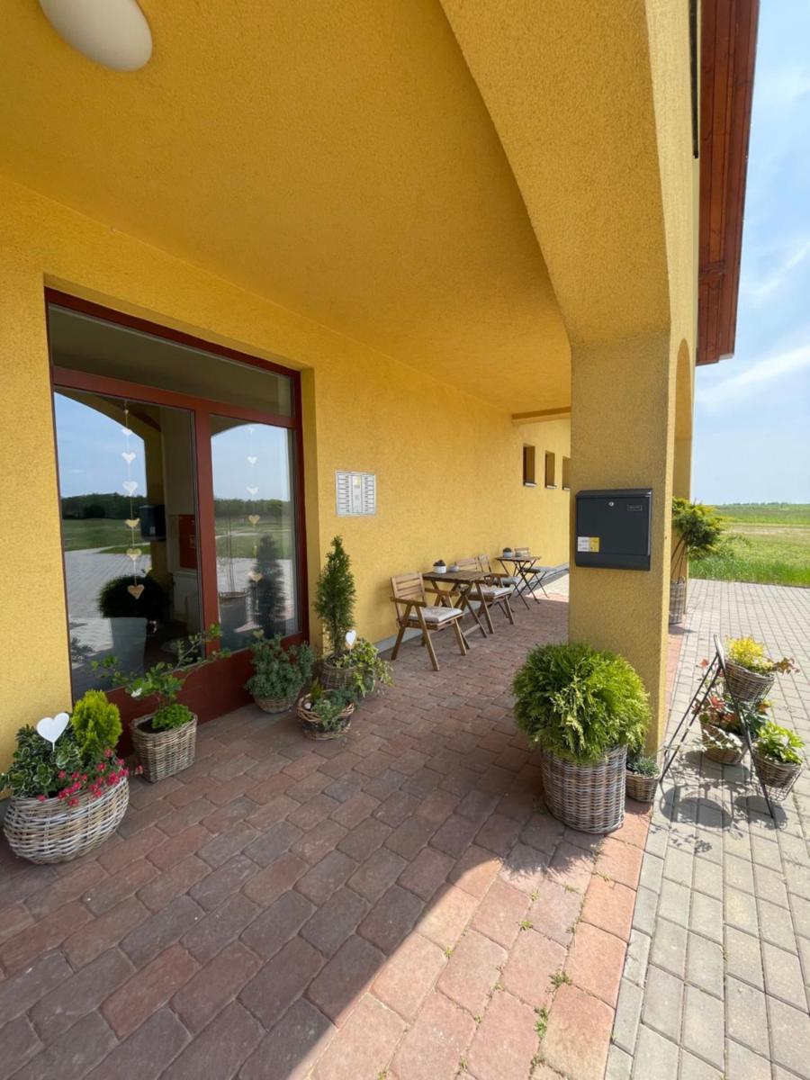 Adama PRO - Housity
