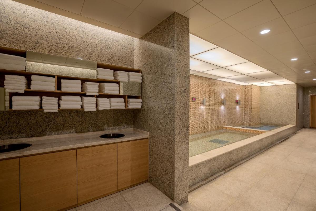 LOTTE Hotel Yangon - Housity