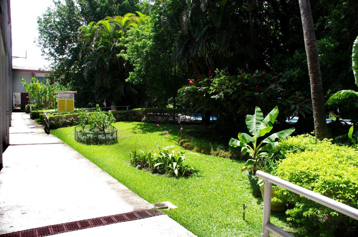 Hotel Boyeros - Housity