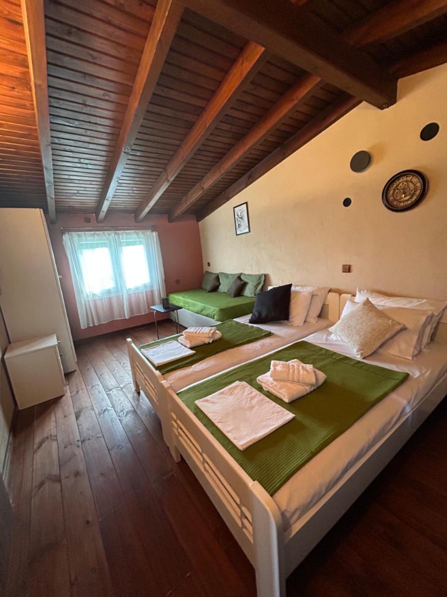 Green Olive Studios 3 - Housity