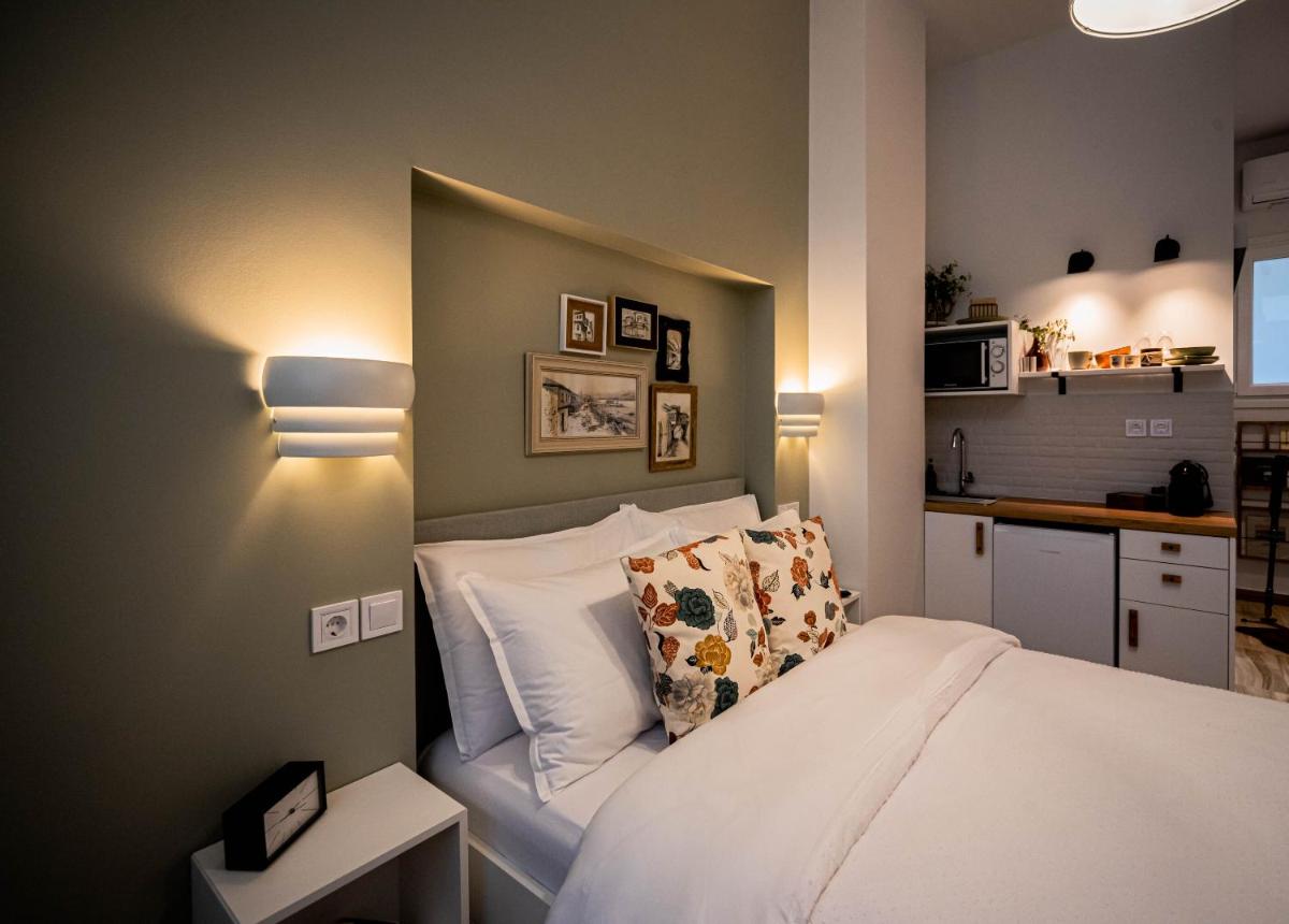 Lozia Studio-Chic DT Studio in Ioannina - Hizvo