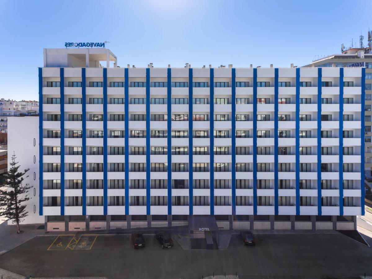 O edifício onde o hotel está situado