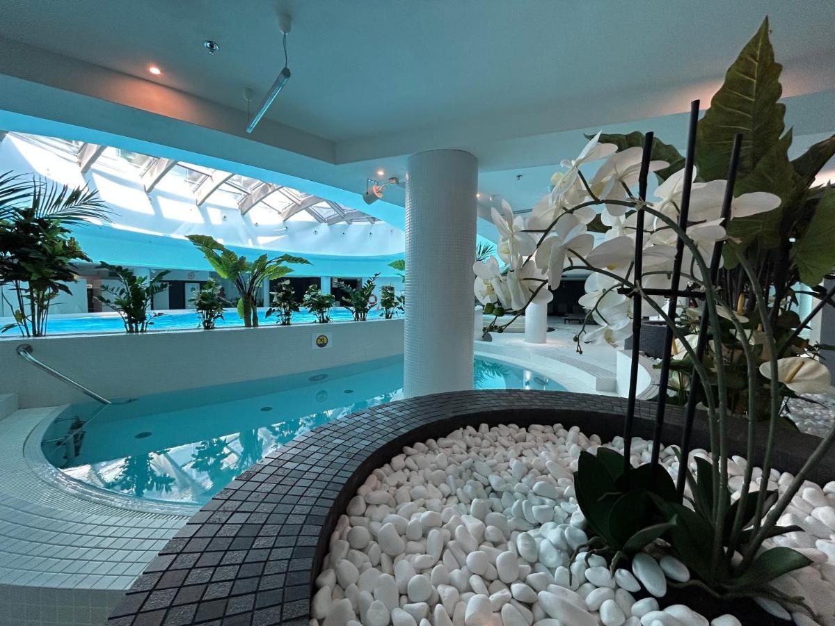 Hanza Tower HOME4U - Housity
