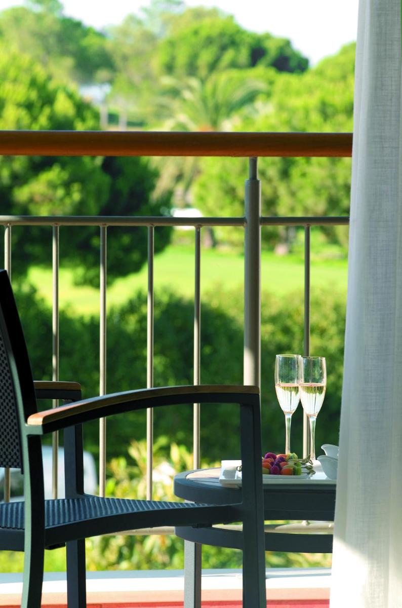 Uma varanda ou terraço em As Cascatas Golf Resort & Spa