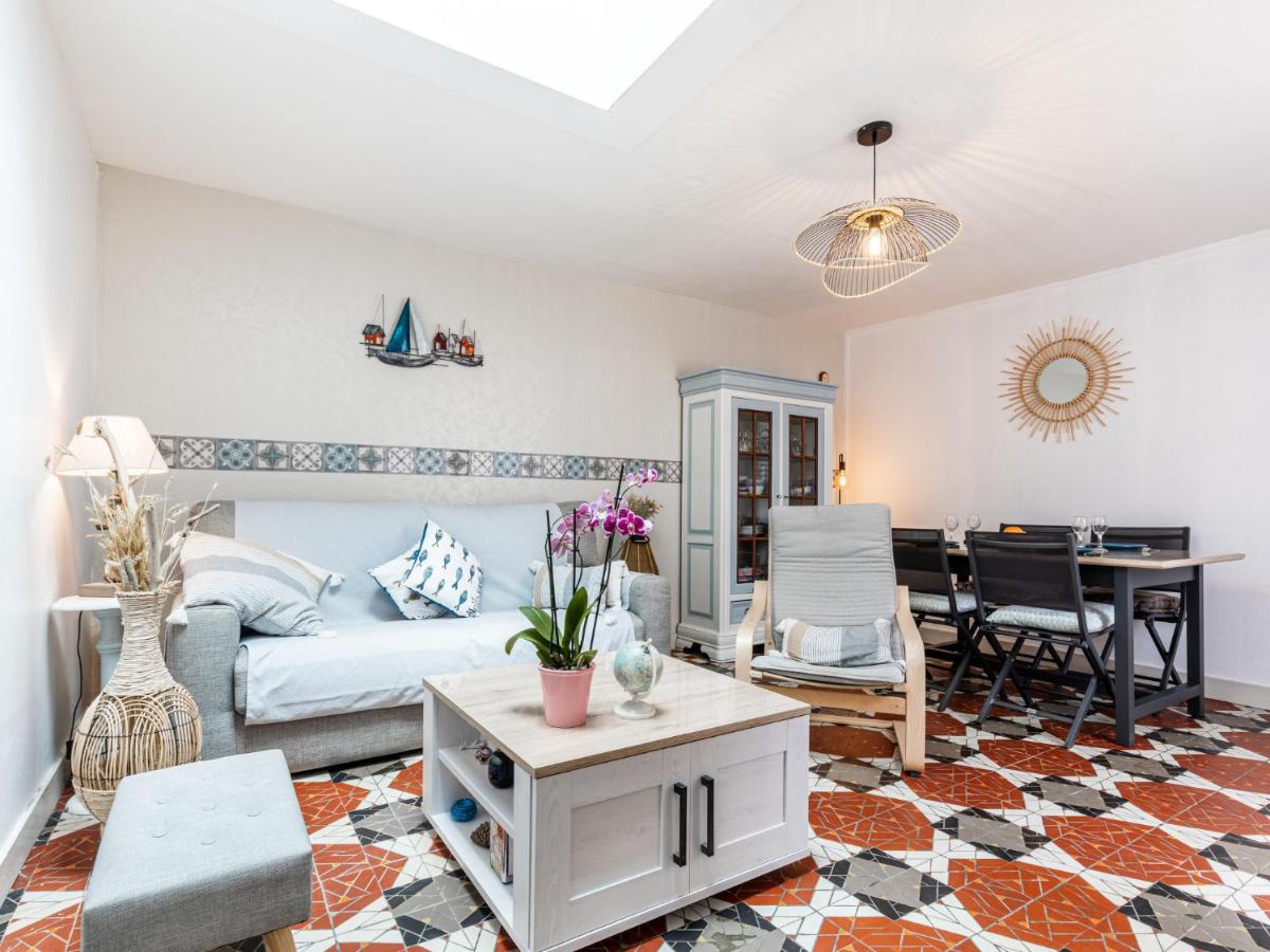 Holiday Home Les Rosiers by Interhome - Housity