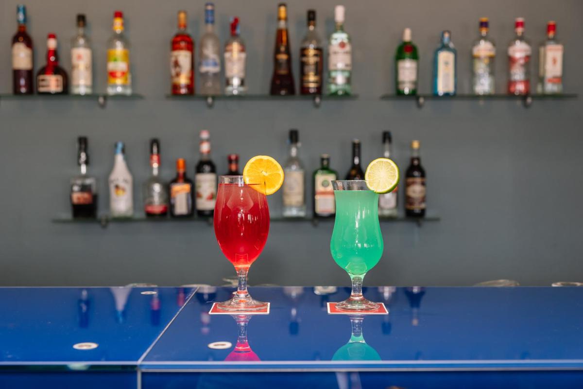 Bebidas em Grand Muthu Oura View Beach Club