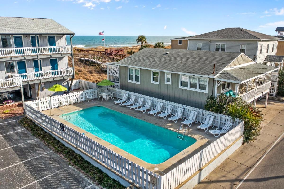 The Beach House - Housity