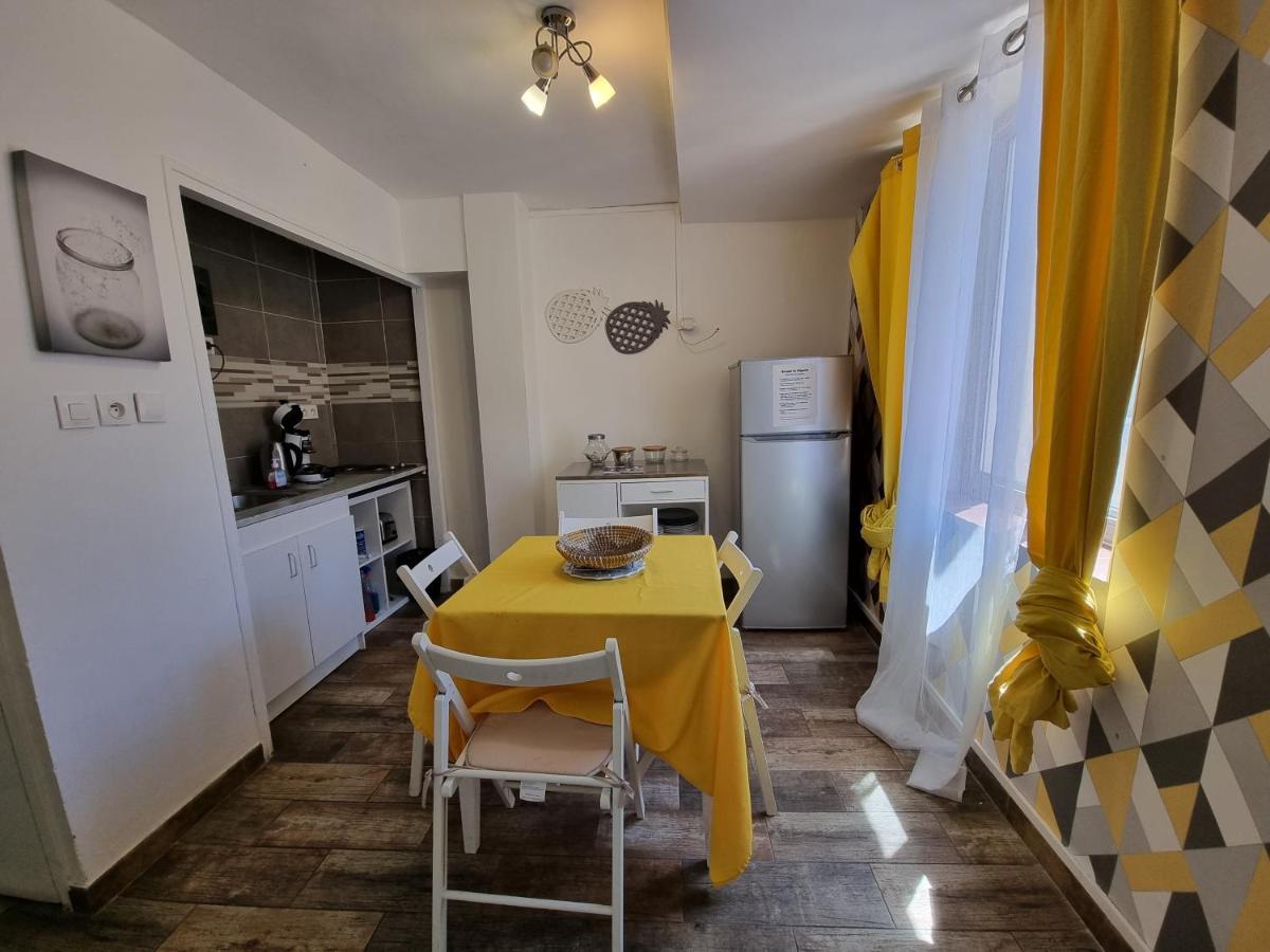 Lemon Tree - Vieux Port Marseille - Housity