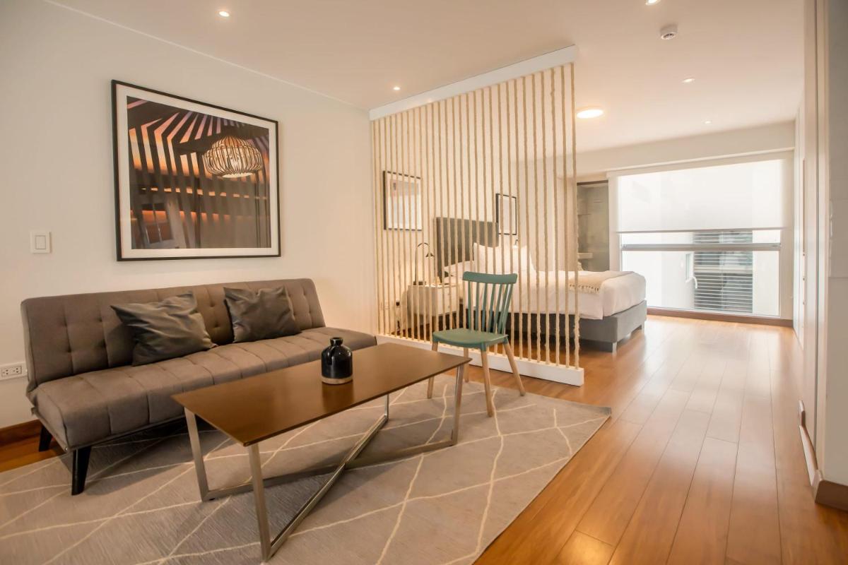 Las Mimosas by Wynwood House - Housity