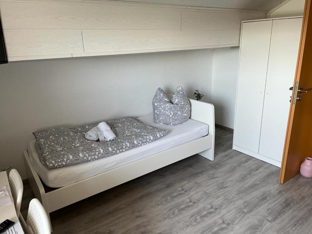 Pension Platzhirsch - Housity