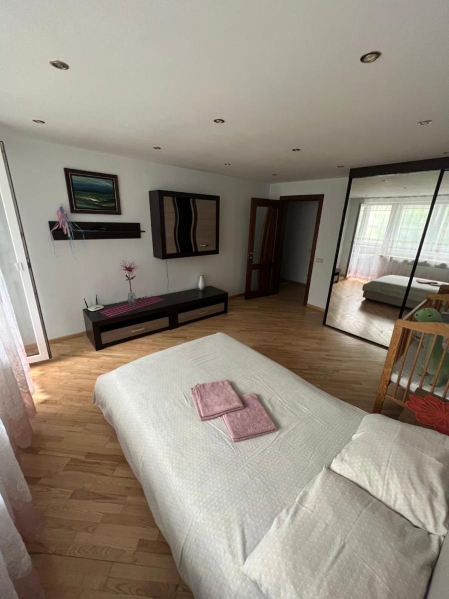 ELE 2 apartamentai - Hizvo