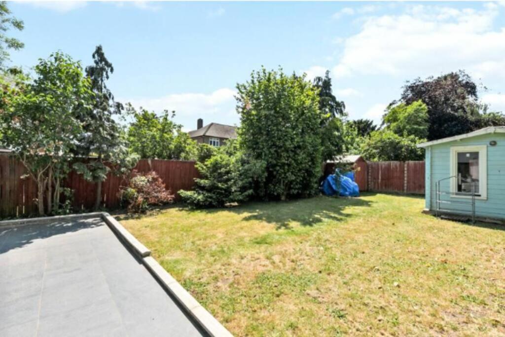 Large family home near Richmond Park - Housity