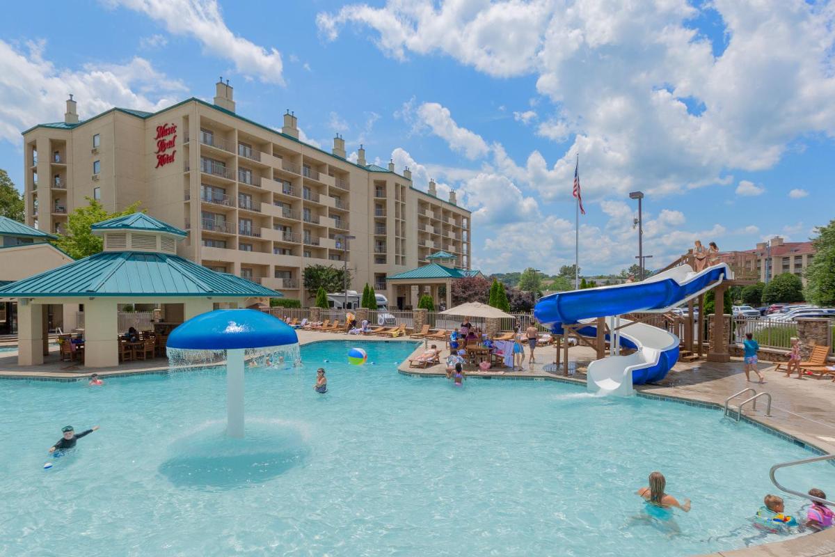 Music Road Resort Hotel and Inn - Housity