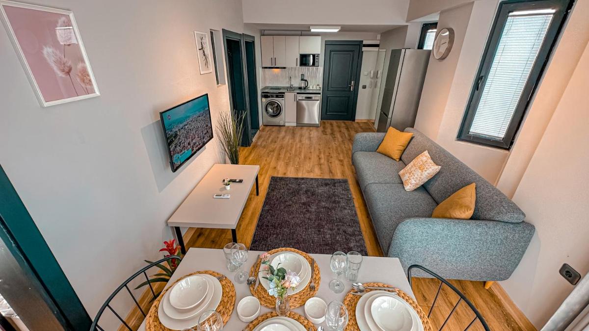 Notus Suites - Housity