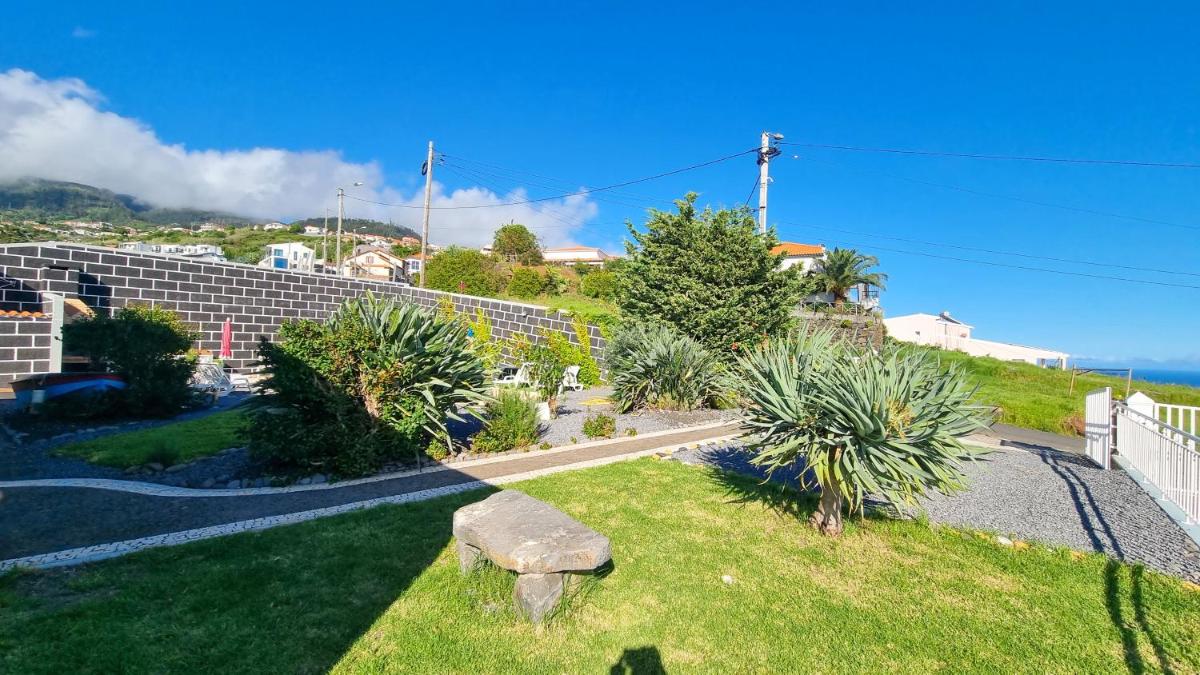 Loreto Rose, Panoramic Ocean and Mountain View - Housity