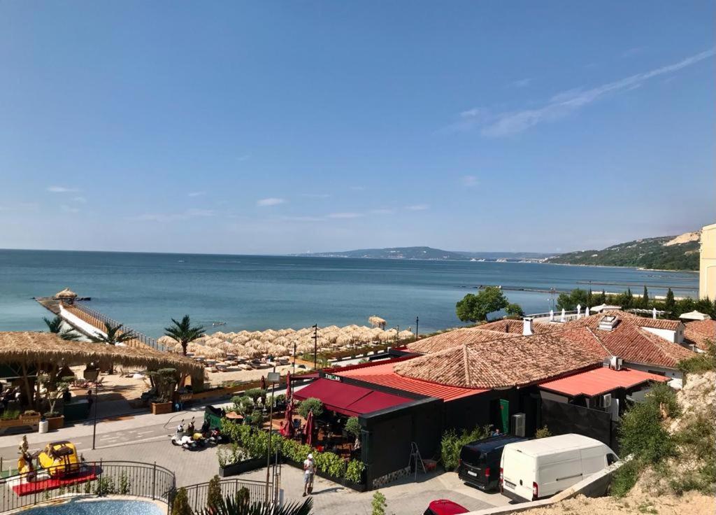 Apartment 9 - Housity