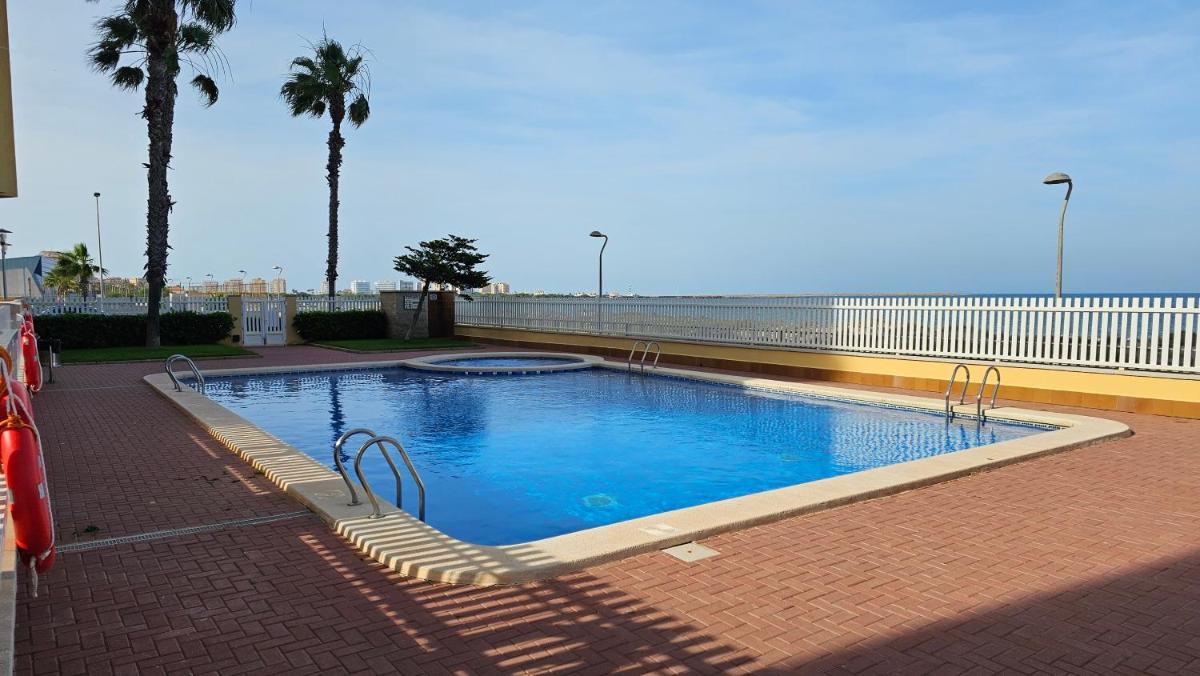 La Manga - Playa Príncipe - Un dormitorio - Housity