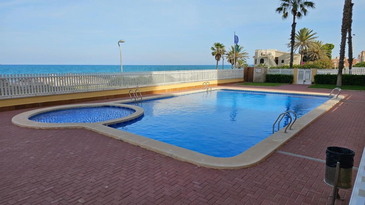 La Manga - Playa Príncipe - Un dormitorio - Housity