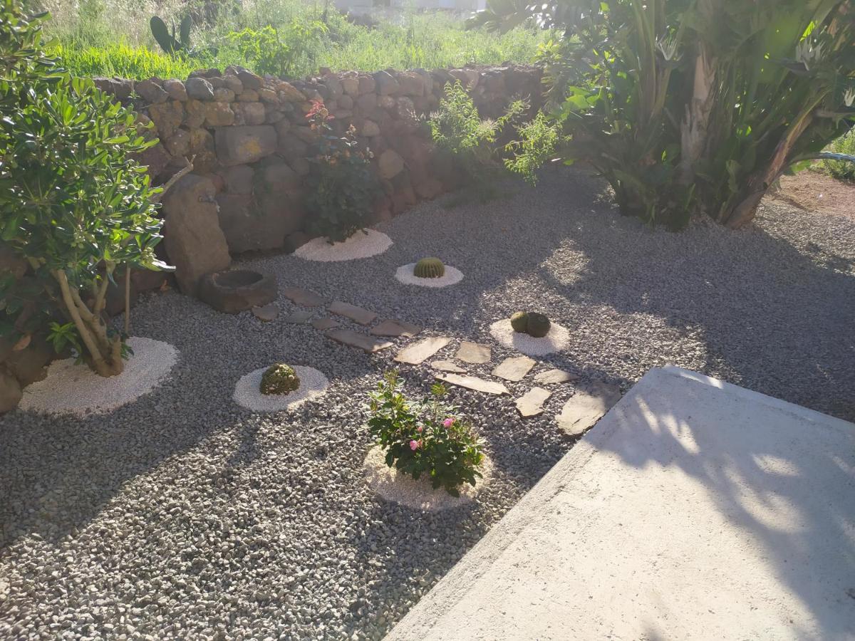 Azzurra’s House Pantelleria - Housity