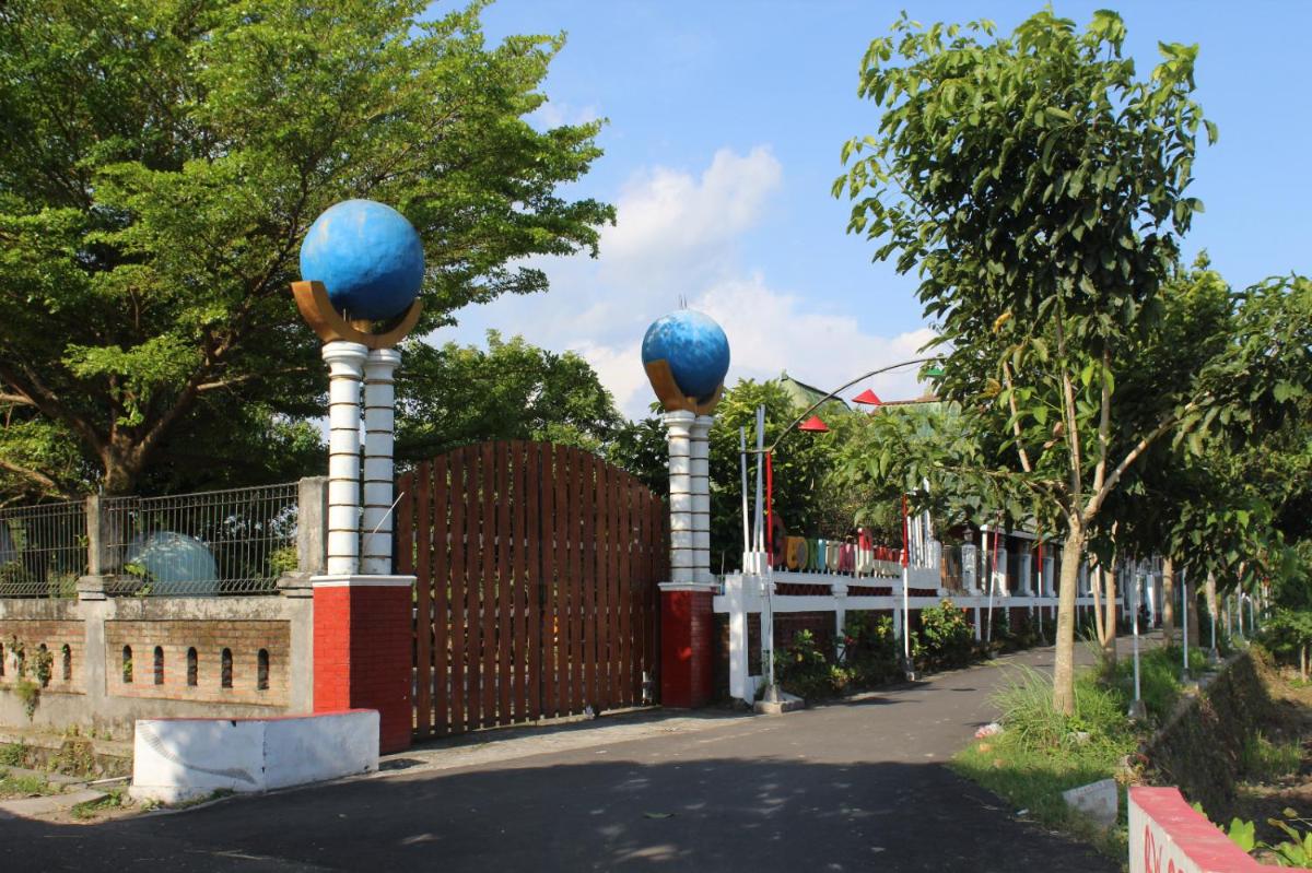 Georium Dunia - Housity