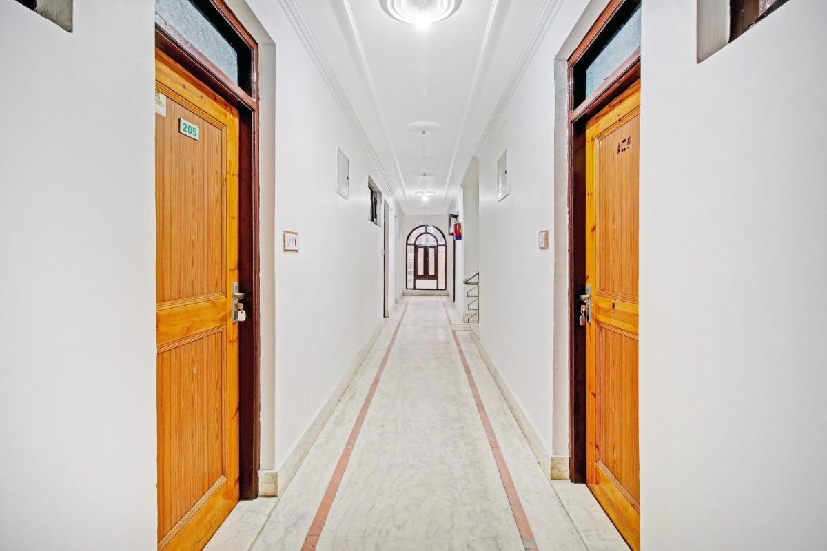OYO Flagship 84775 Hotel Grand Sultan - Housity