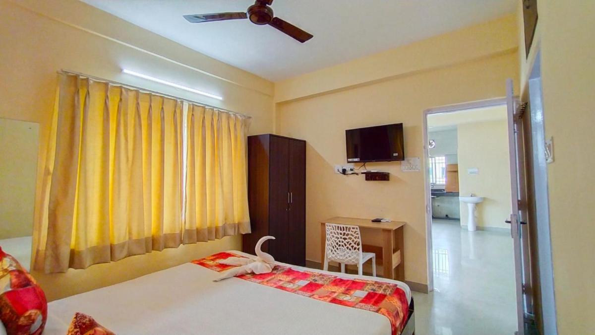 The Tavern Orchid Hotel - Housity