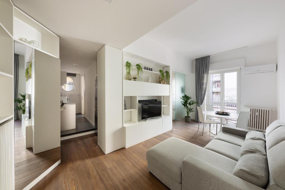 HL Apartment - Brera, Garibaldi, Moscova, Duomo, Montenapoleone - Housity