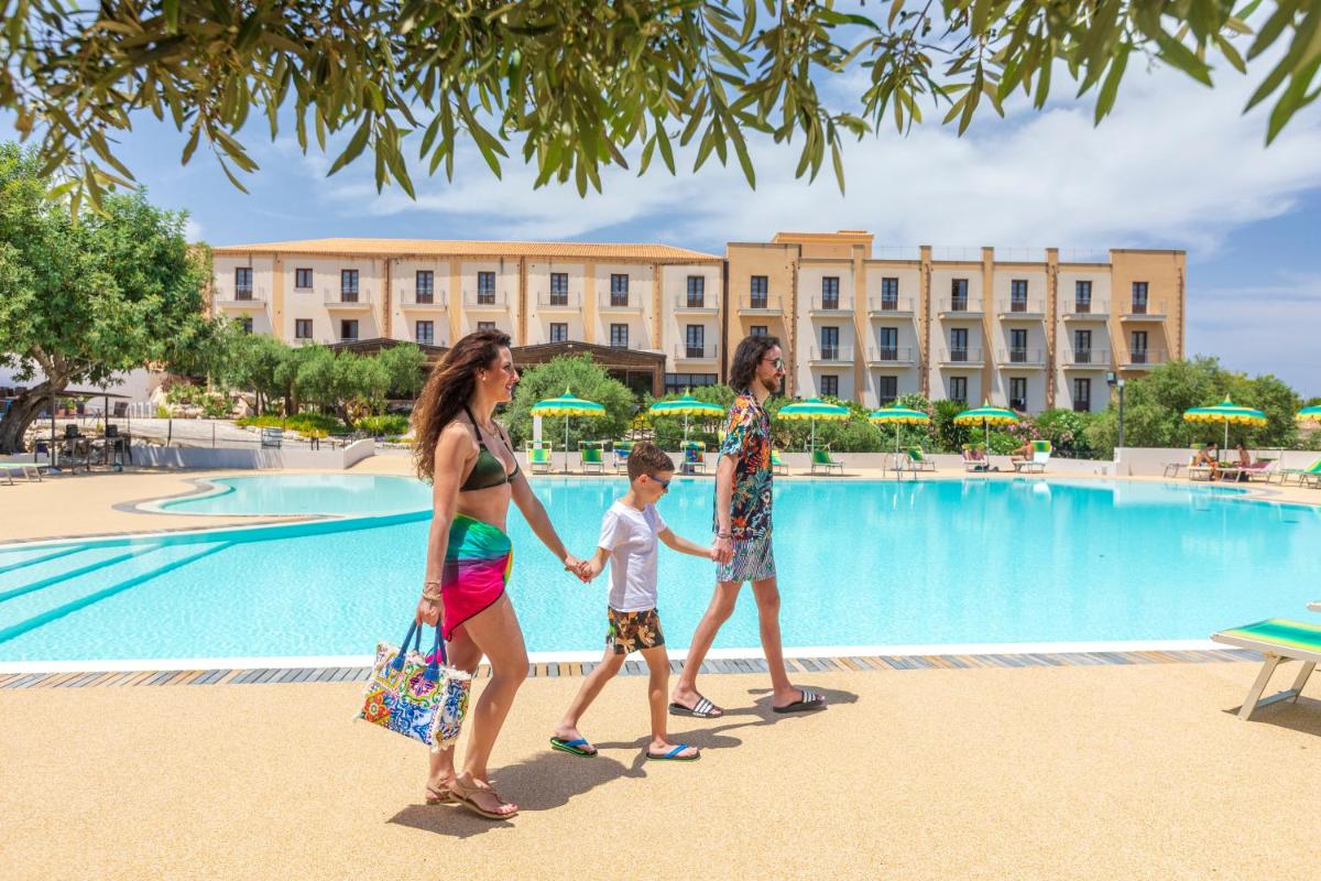 Villa Zina Family Resort - Housity
