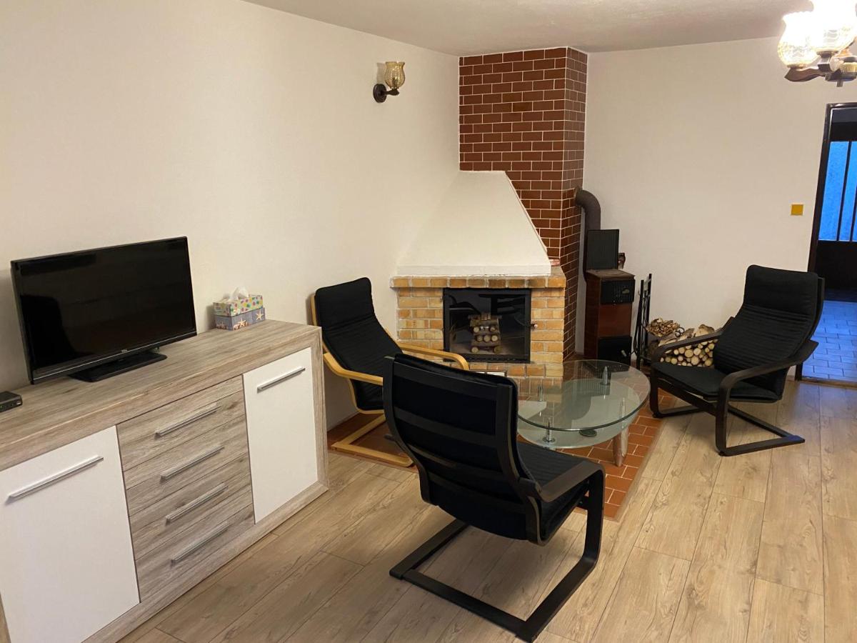 Apartmán Pod Mandloní - Housity