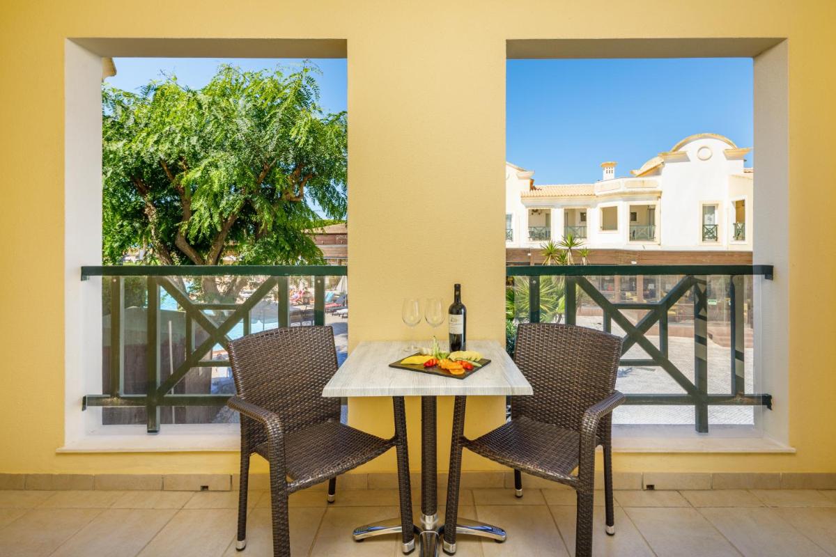 Bebidas em AP Adriana Beach Resort
