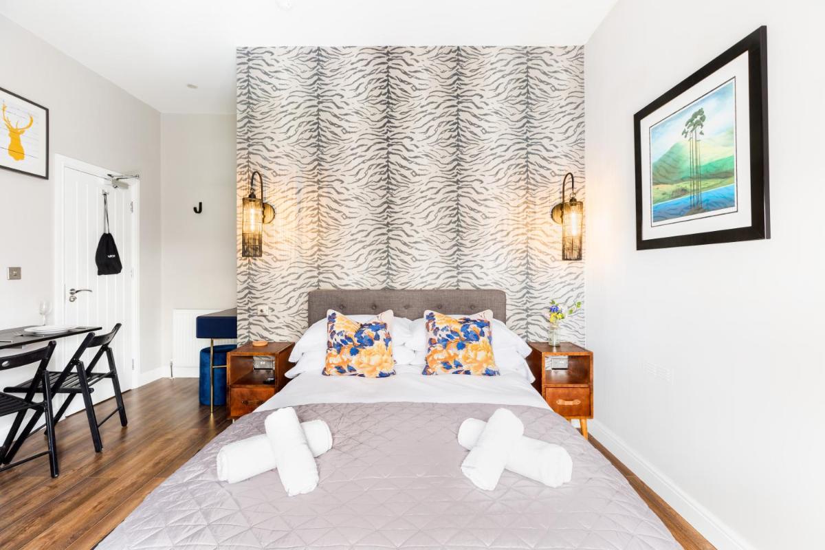 The Shirt Factory Apartments - Housity