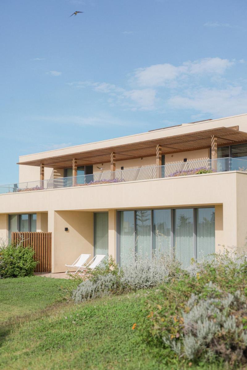 O edifício onde o resort está situado