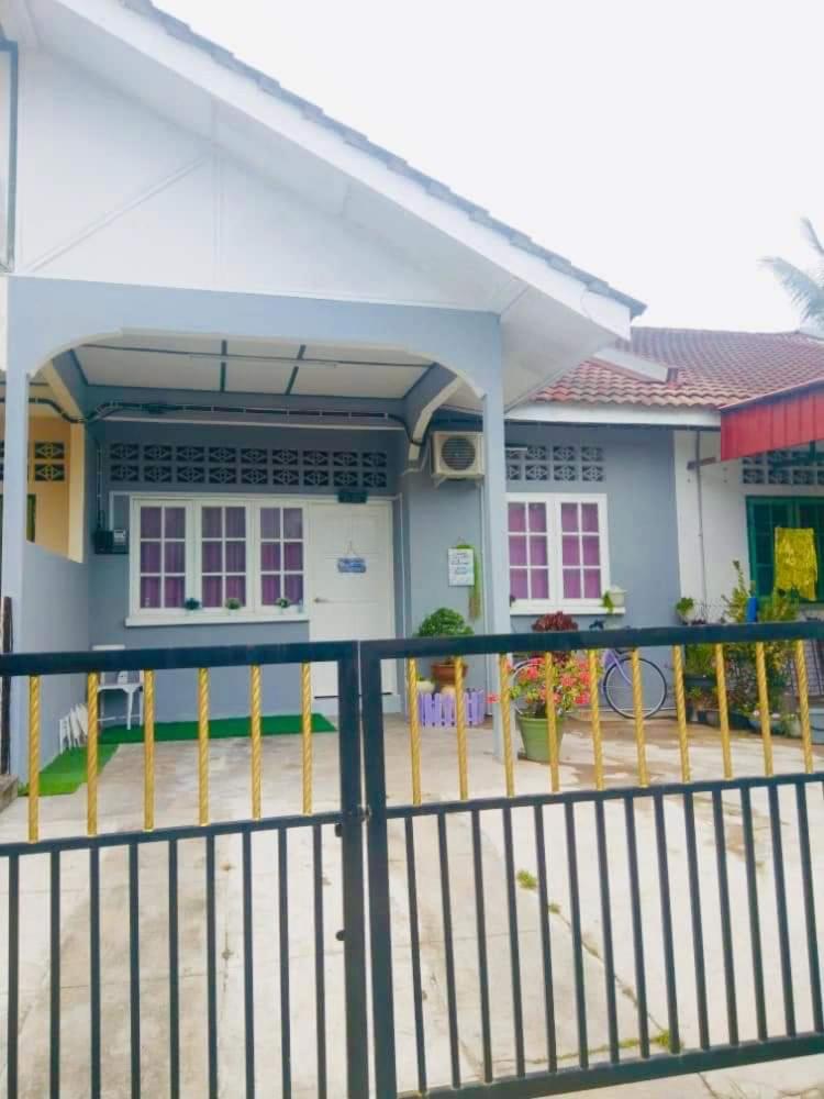 Izzah Homestay Kok Lanas - Housity