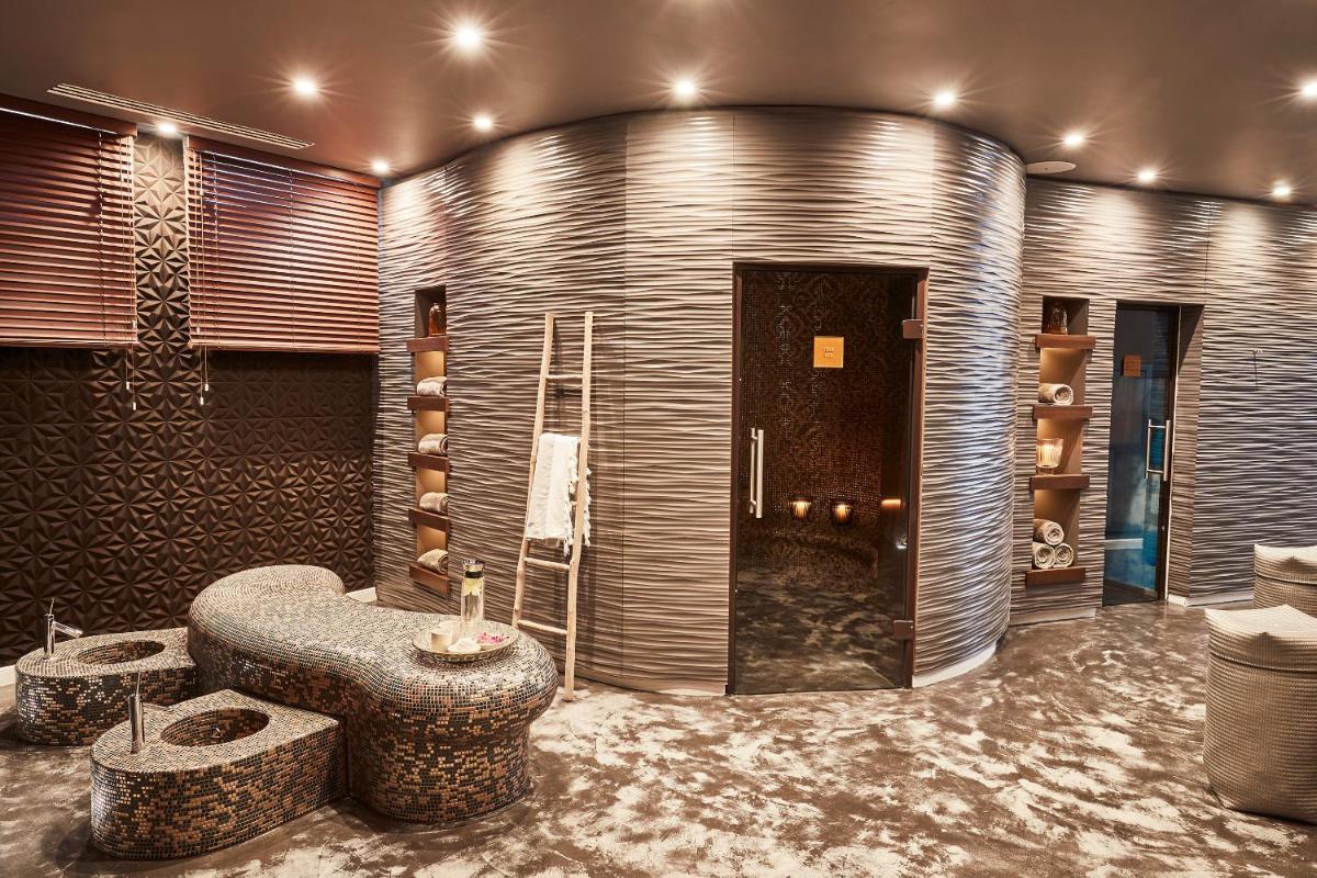 Un baño de 7Pines Resort Ibiza, part of Destination by Hyatt