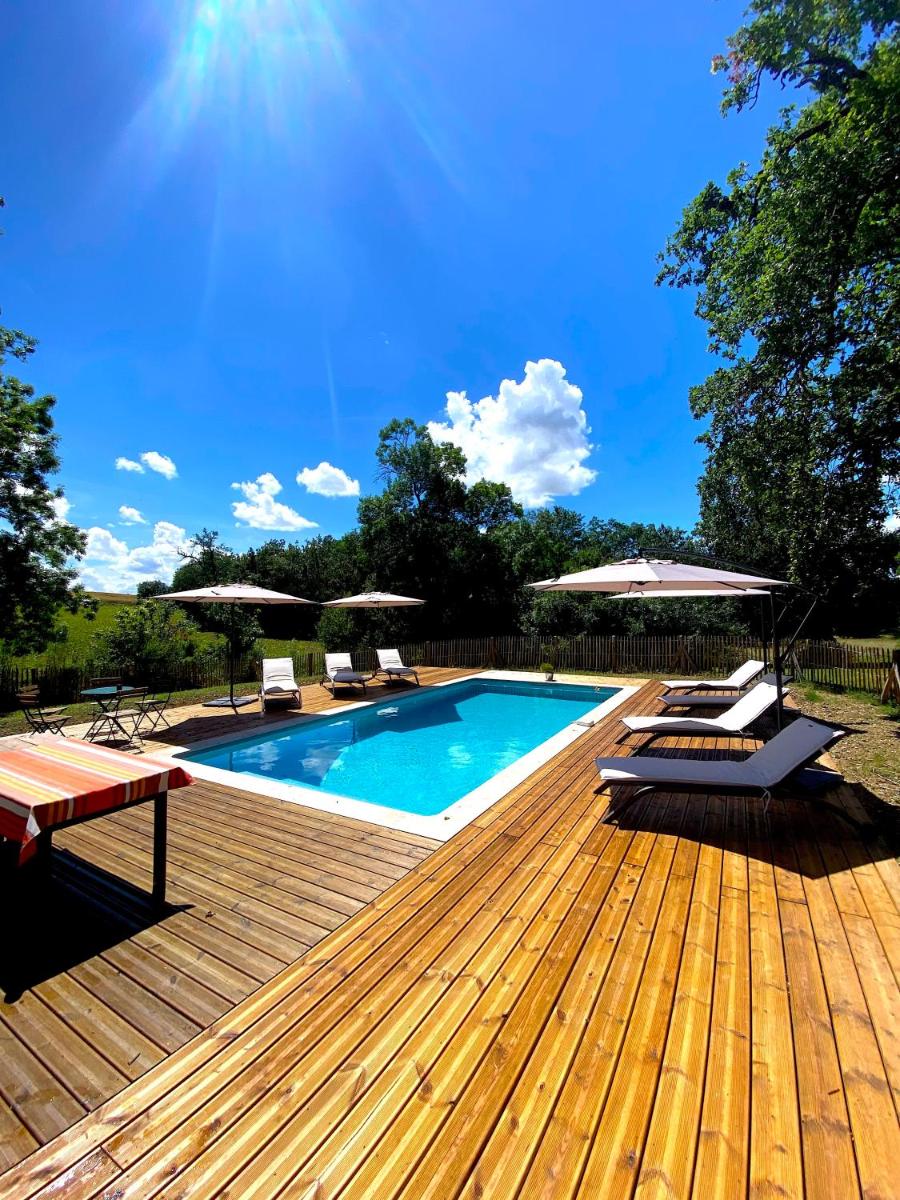 Chambres d'hôtes de charme avec piscine - Le Clos Boissiere - Housity